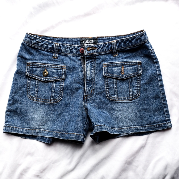 2/$15 Vintage Y2K Garage Jean Shorts - Picture 1 of 7